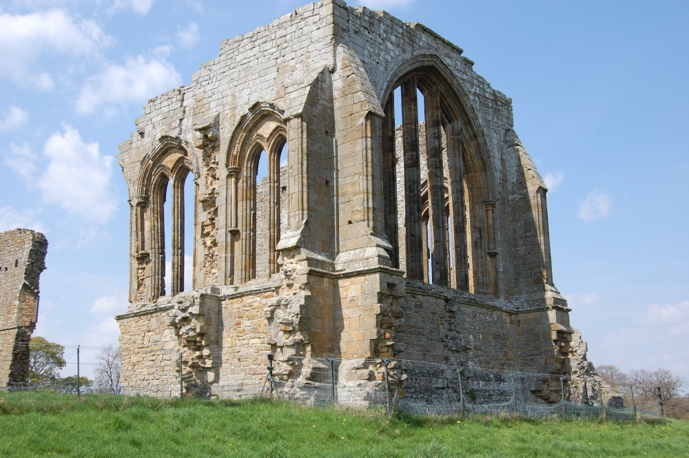 Egglesstone Abbey photo by Doug Bainbridge