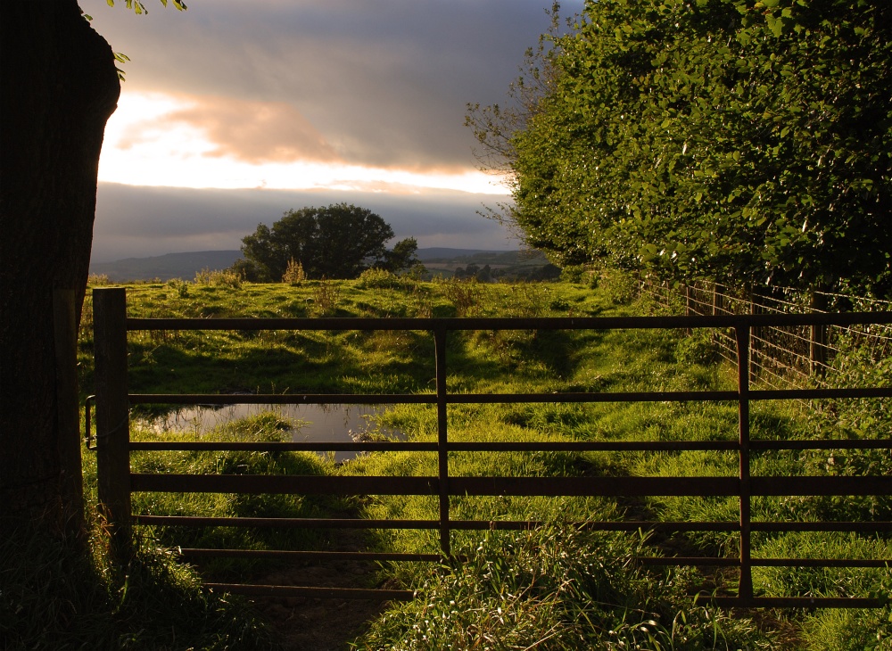 Evening Sunset in Weardale photo by Ray Hutcheon