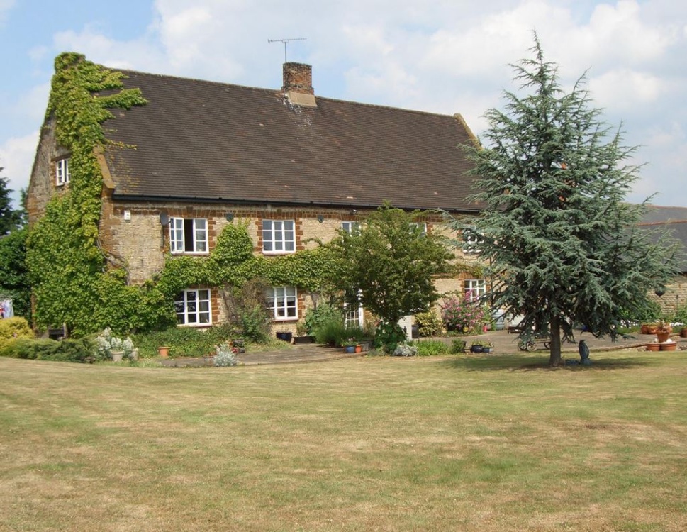 Photograph of Knuston Lodge Farm, Rushden