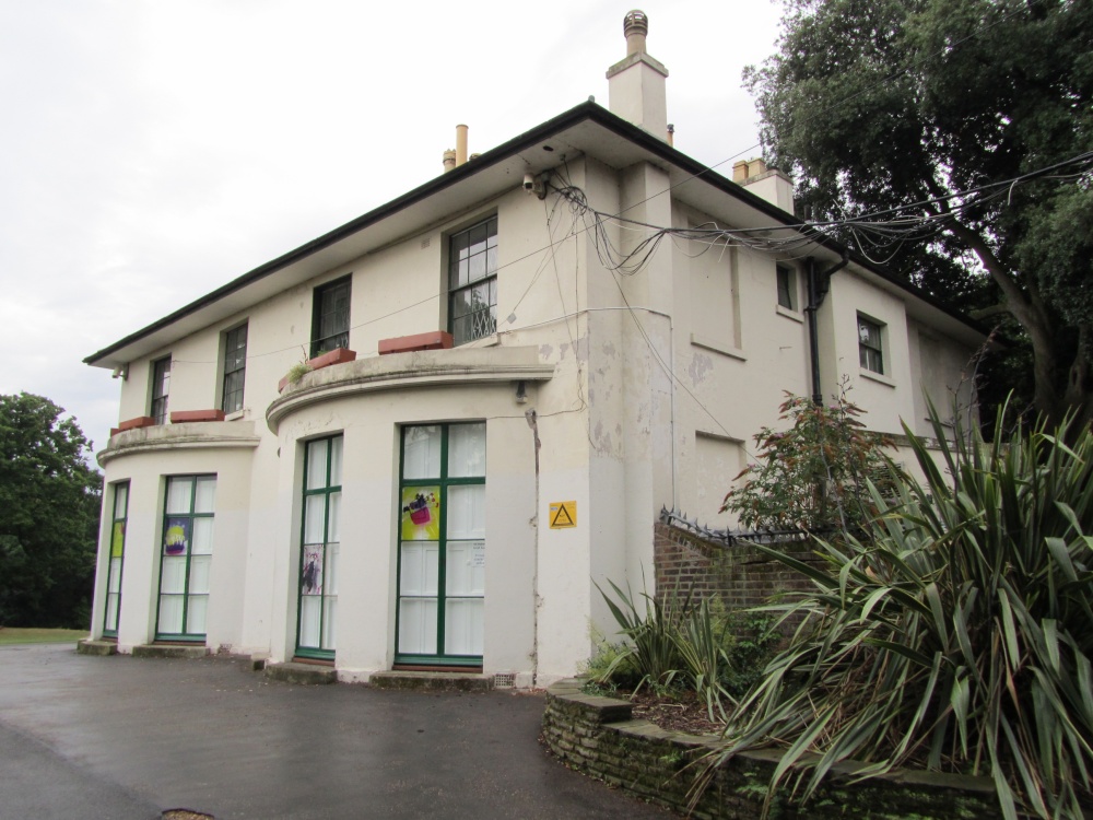 White Lodge Mansions