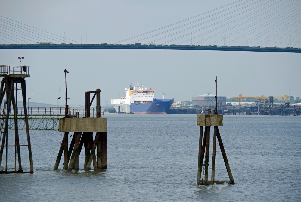 Photograph of Up river from Greenhithe