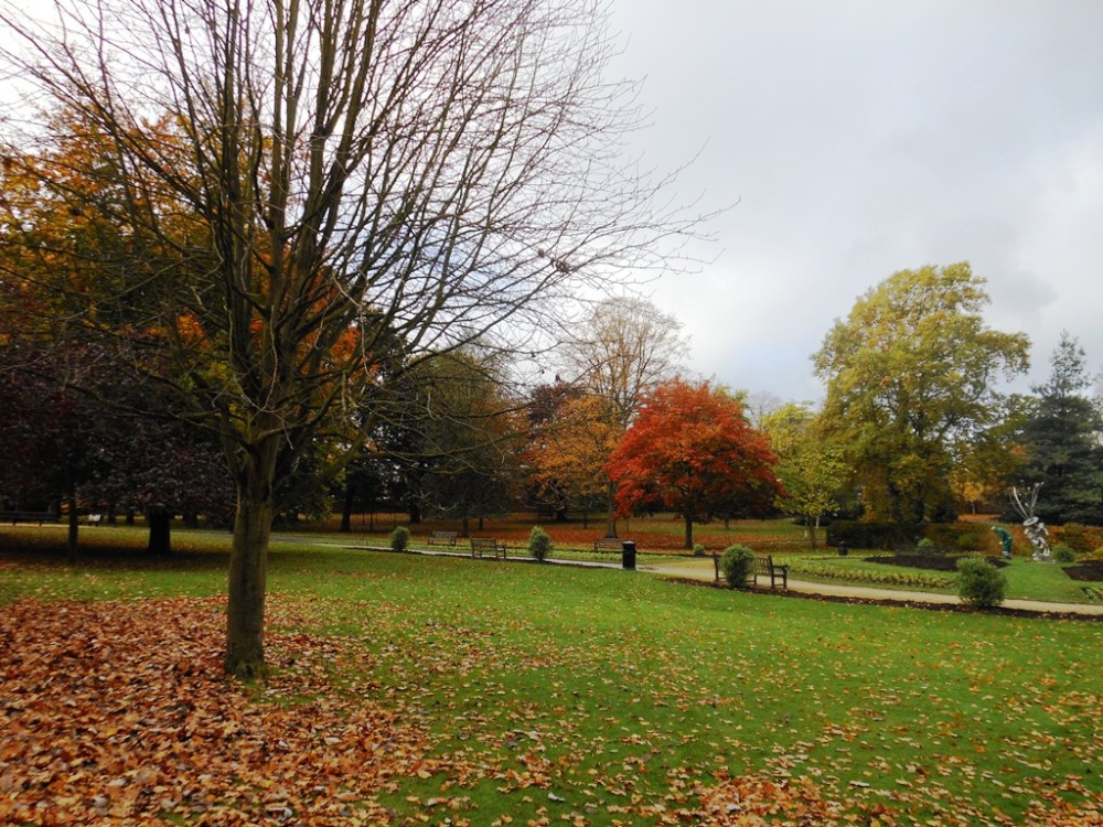 Caldecott Park in Autumn, Rugby
