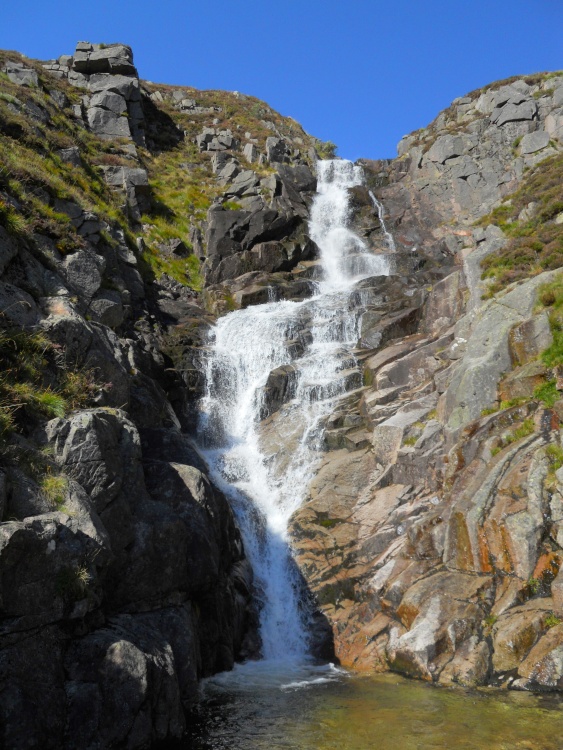 Glas Allt falls