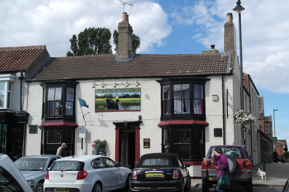 Photograph of Black Swan Inn, Guisborough, Yorkshire