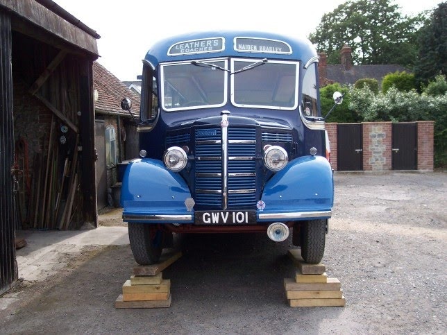 Little Blue Bus, Maiden Bradley