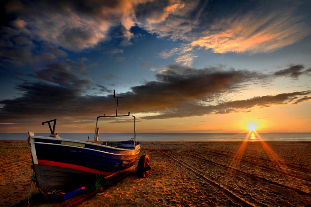 Photograph of 'Kimlinjo Sunrise' - Marske-by-the-Sea, North Yorkshire.