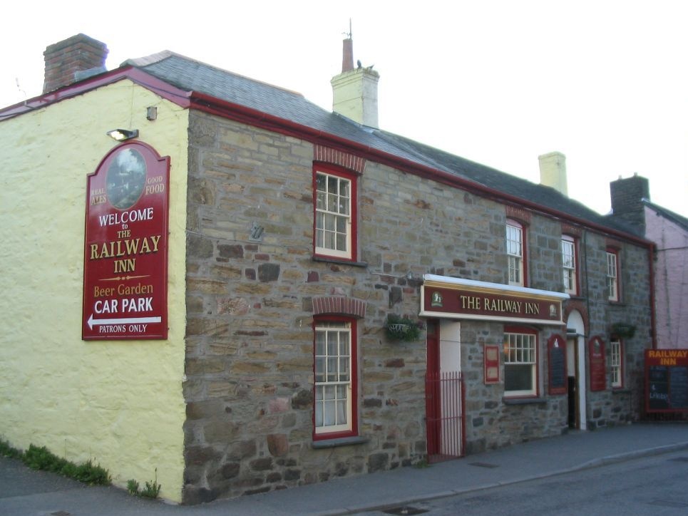 St. Agnes - Railway Inn - June 2003