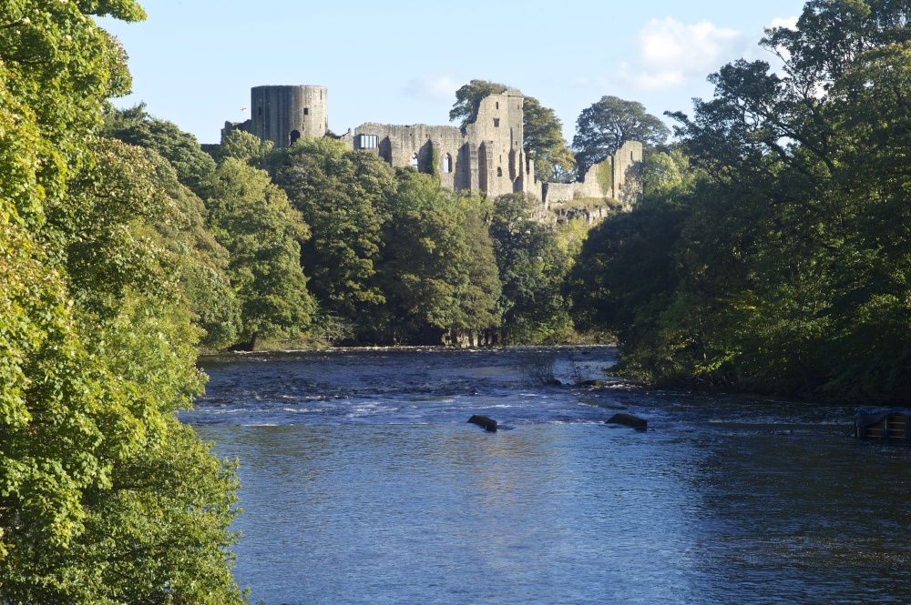 Photograph of Barnard Castle and the river Tyne