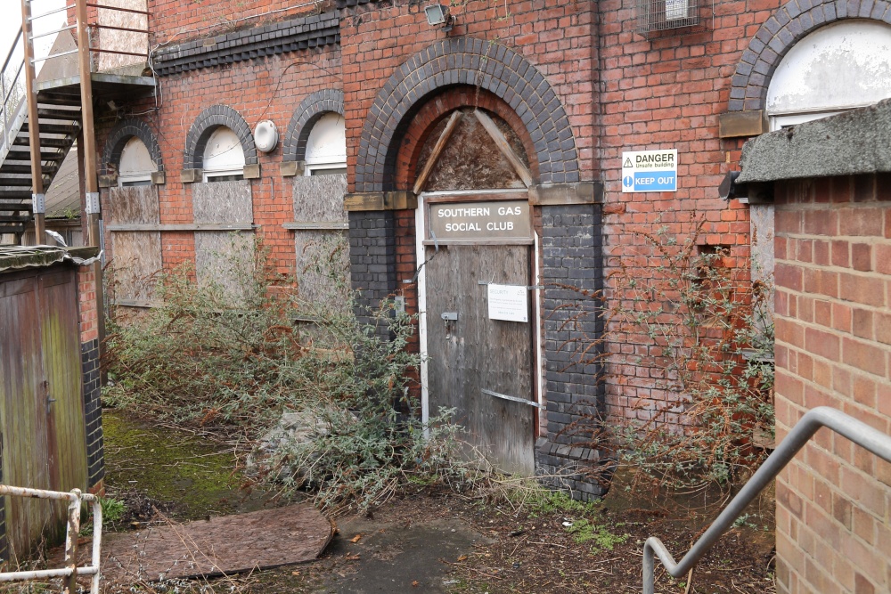 Southern Gas Social Club, Reading