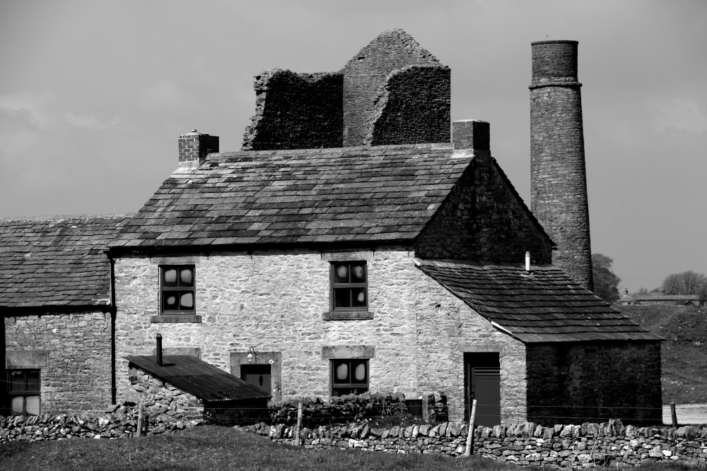 MAGPIE MINE
