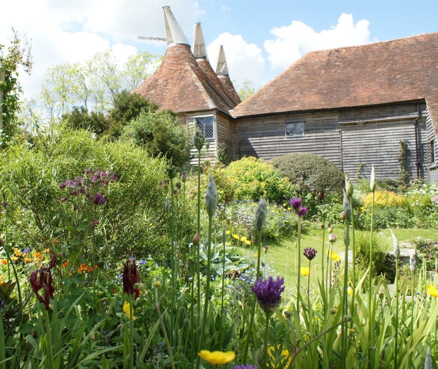 Great Dixter photo by Anthony Ladds