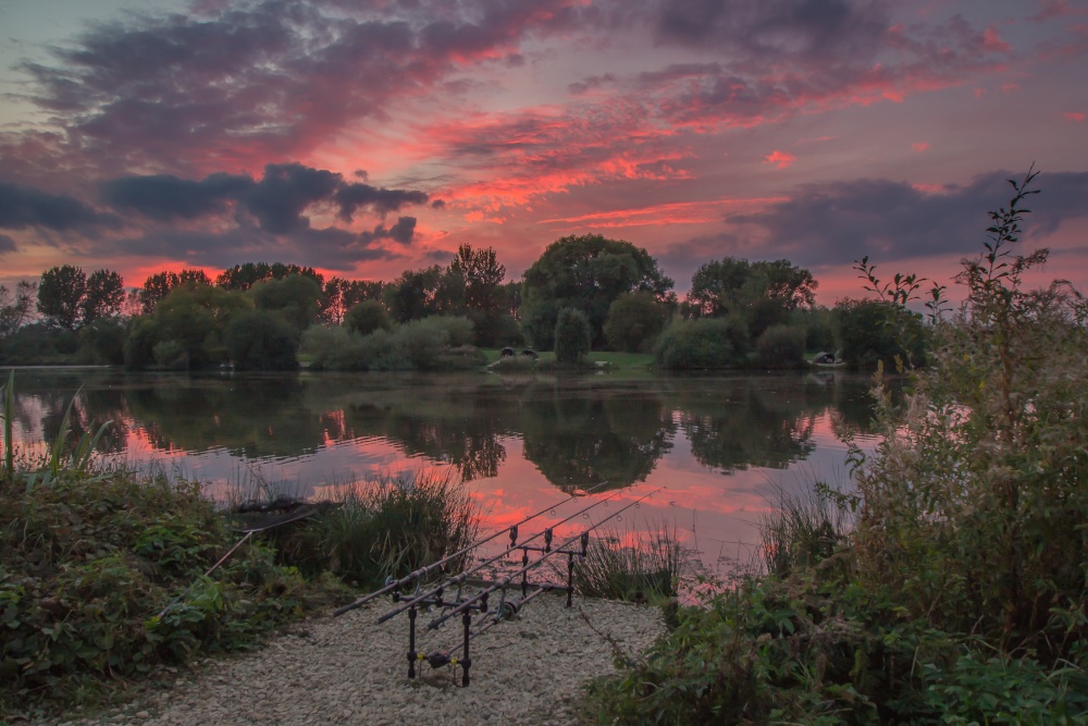 Photograph of Witney lakes