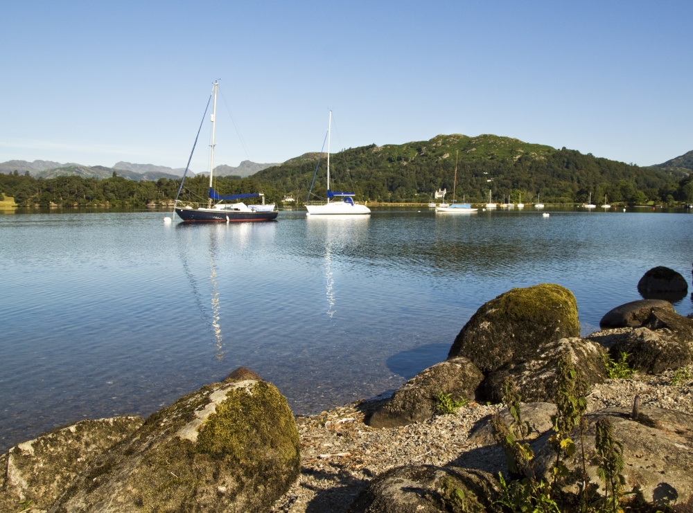 Boats and Langdale Pikes