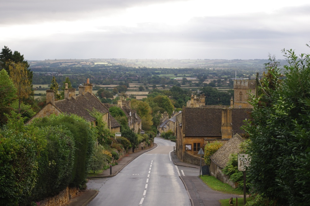 Photograph of Bourton-on-the-Hill village street