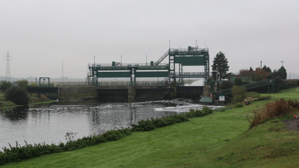 Dog in a Doublet Lock, Whittlesey