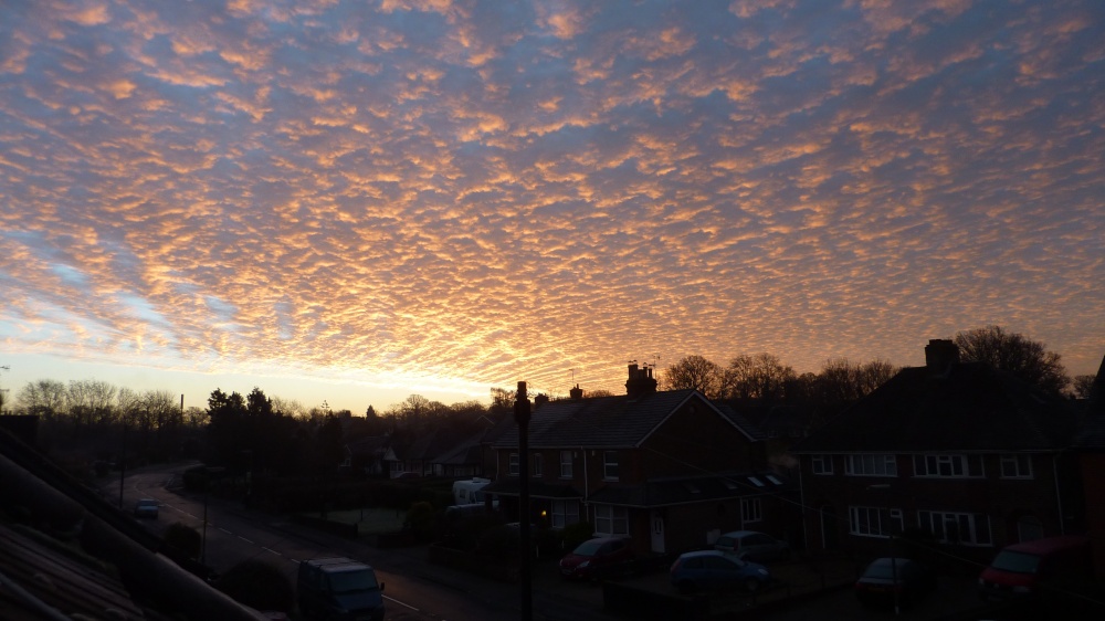 Photograph of Mackerel sky, 8 a.m. Salfords, 5th January 2014