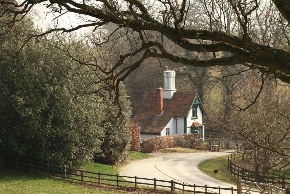 The Lodge at Greys Court photo by Edward Lever