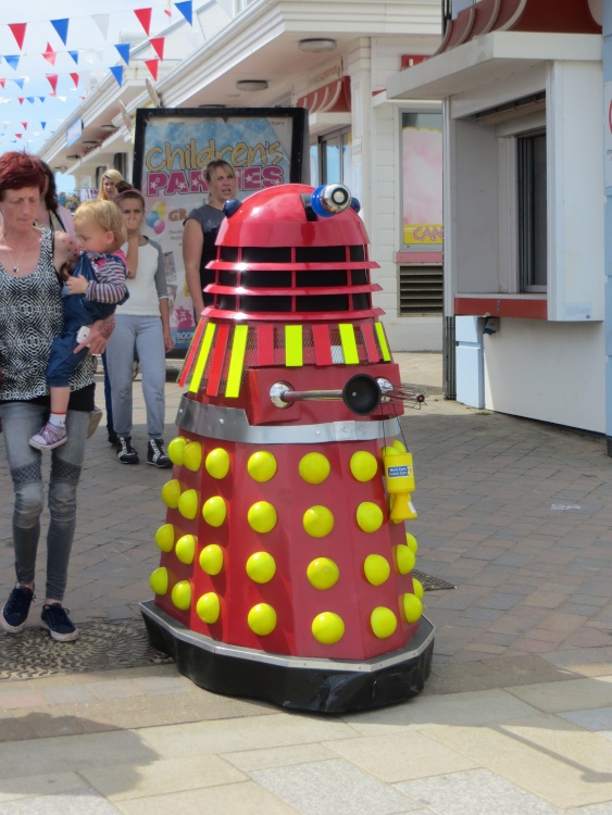 Aliens in Weston Super Mare