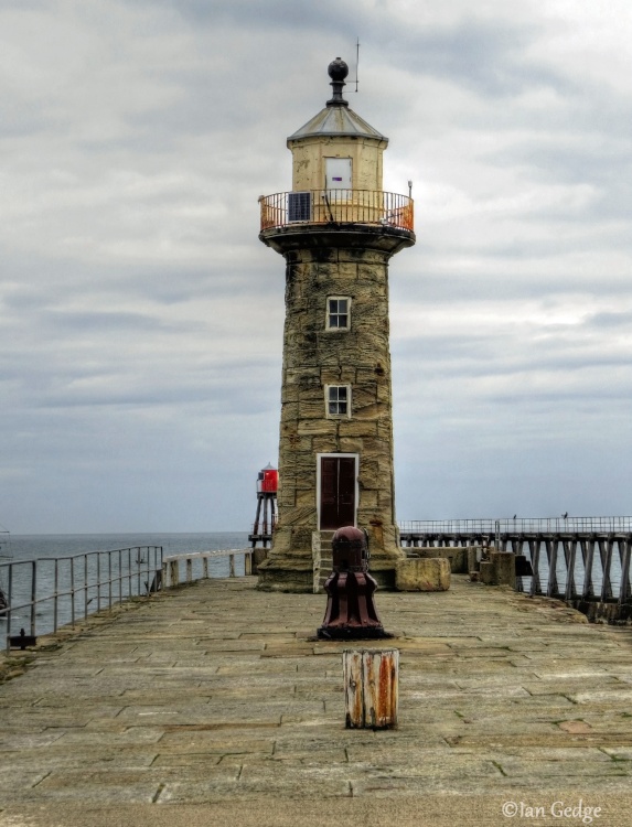 Whitby, East Pier Lighthouse
