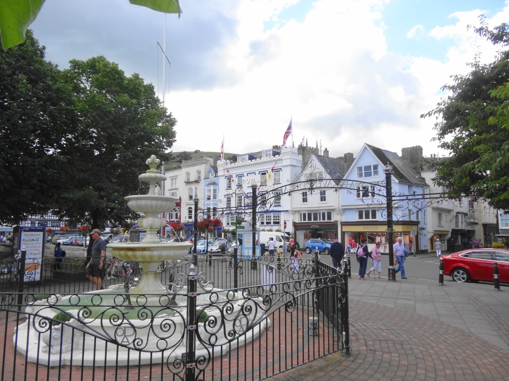Dartmouth, Devon, town centre