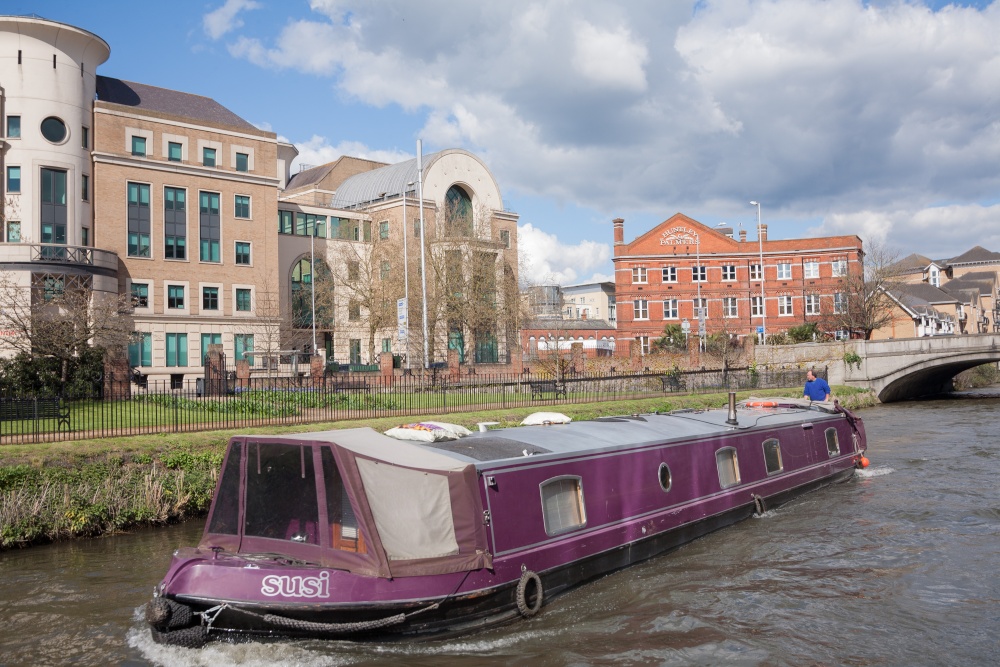 On the Kennet and Avon Canal, Reading