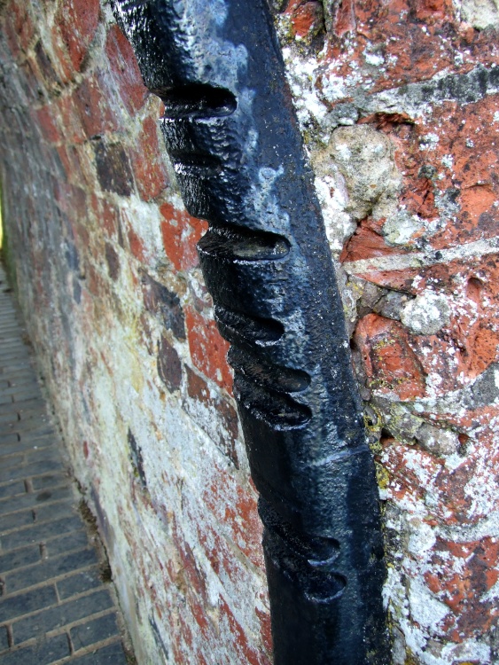 Towrope Cut Marks On Blisworth Canal Bridge