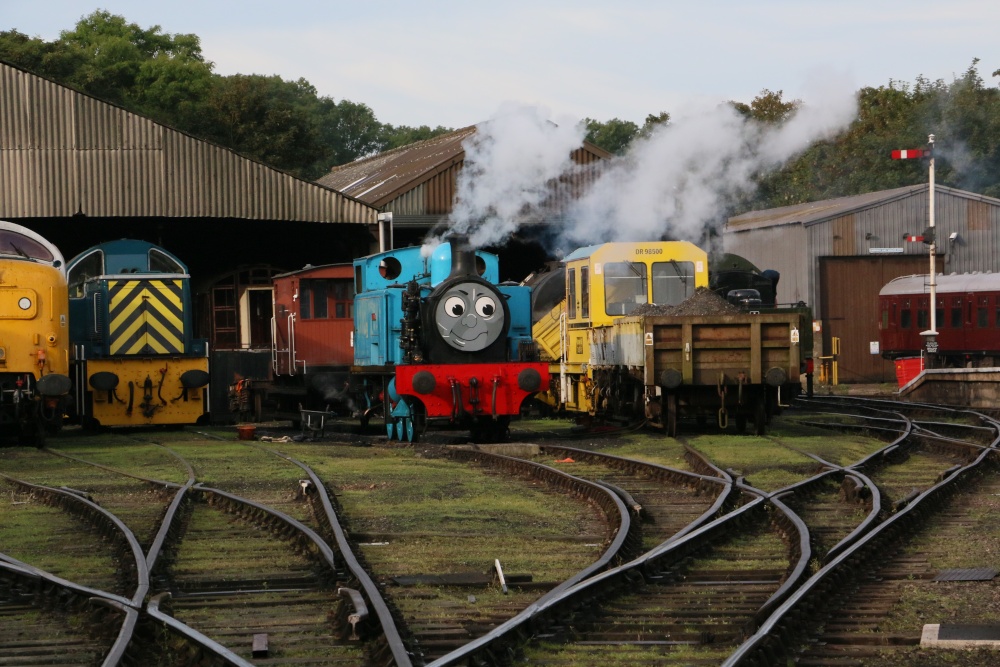 Thomas gets ready for a return trip from Wansford to Yarwell