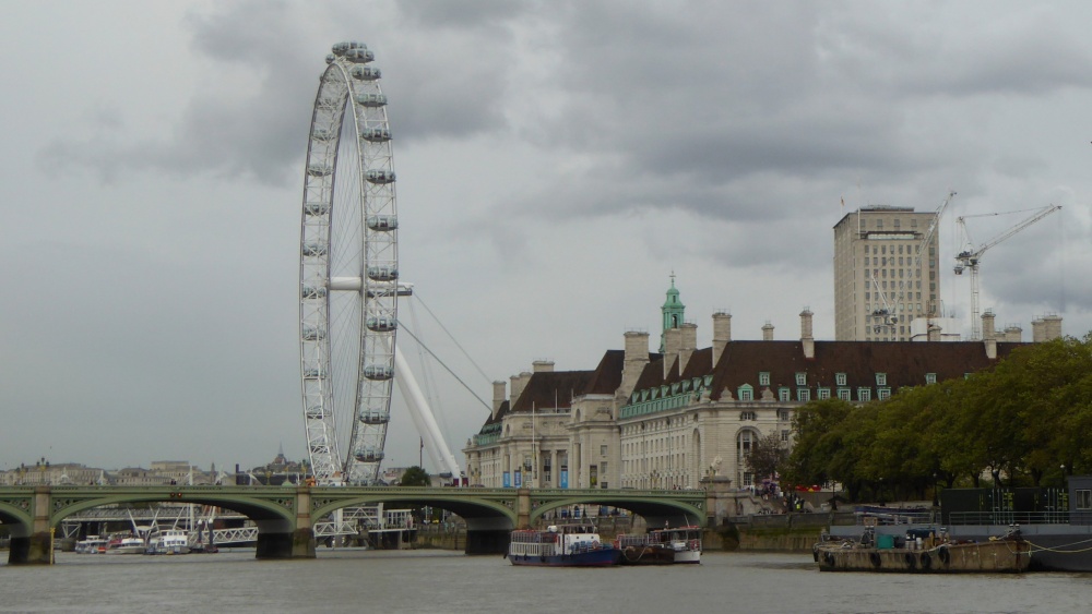 London Eye, County Hall and Shell Centre, London