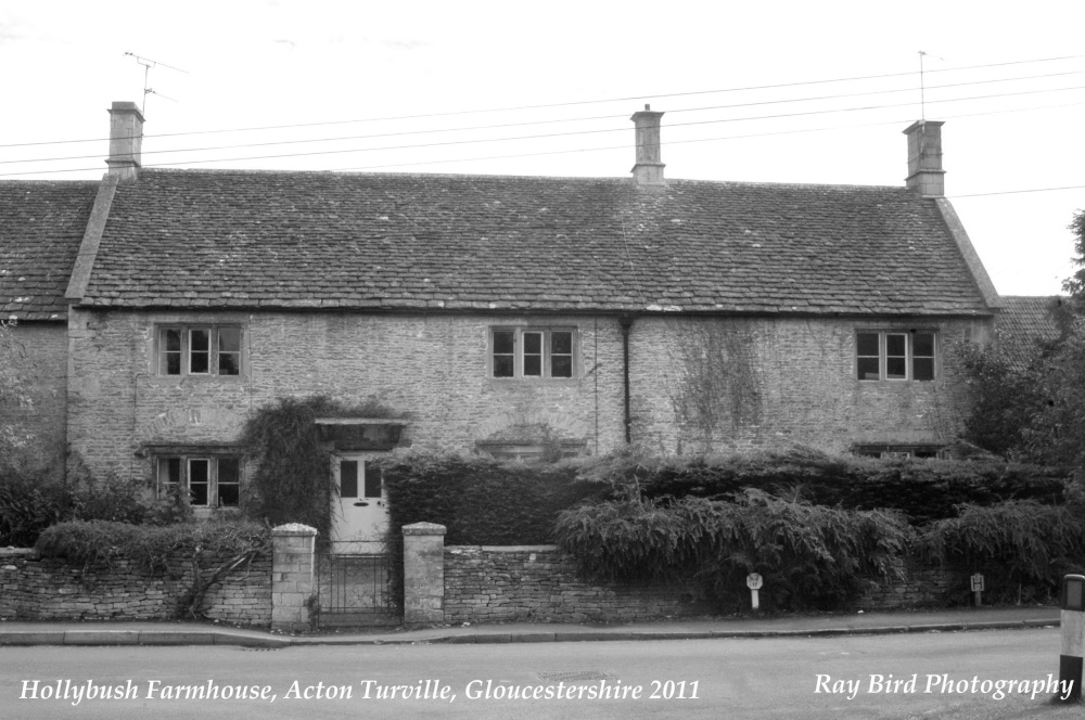 Hollybush Farmhouse, The Street, Acton Turville, Gloucestershire 2011