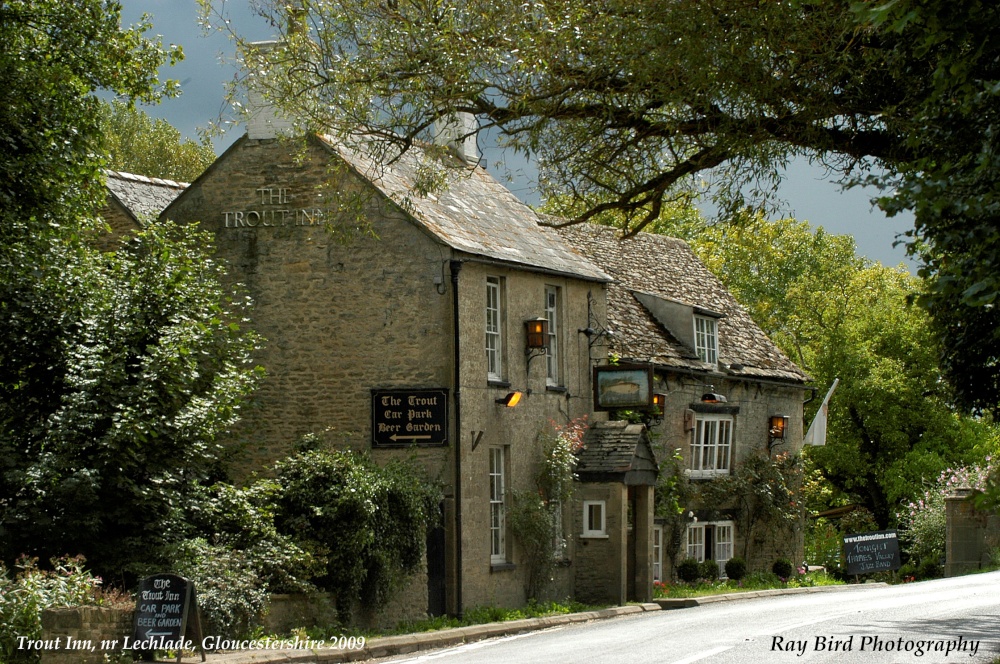 Photograph of The Trout Inn, nr Lechlade, Gloucestershire 2009