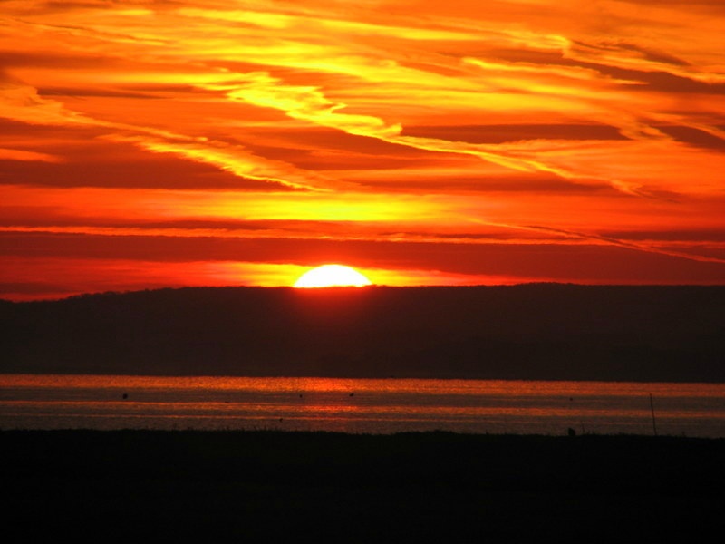 Winter Sunrise ove the Isle of Wight - Tanners Lane New Forest