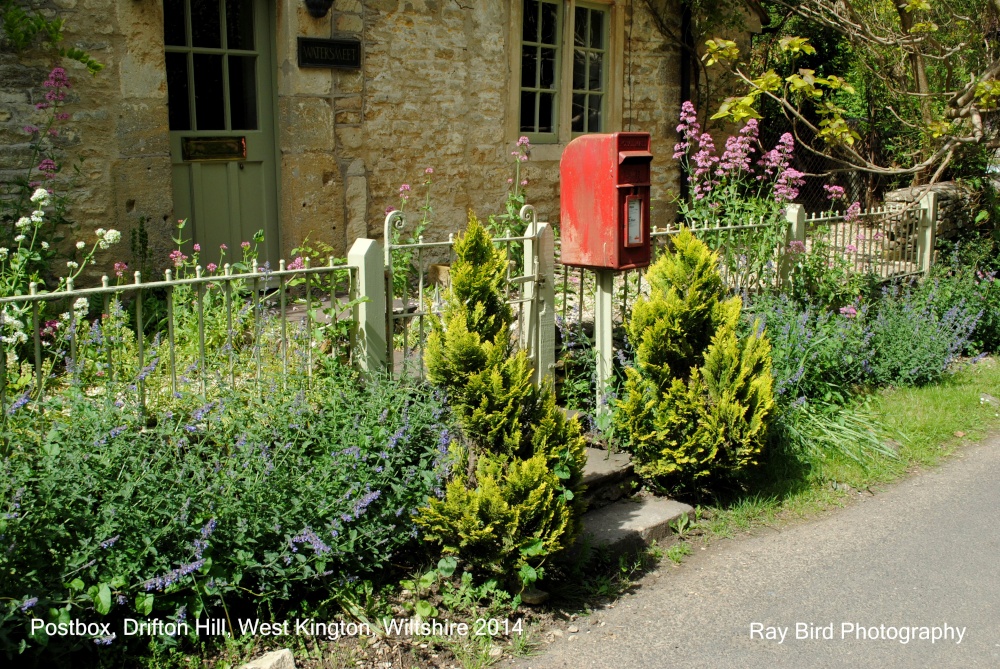 Postbox, Drifton Hill, West Kington, Wiltshire 2014