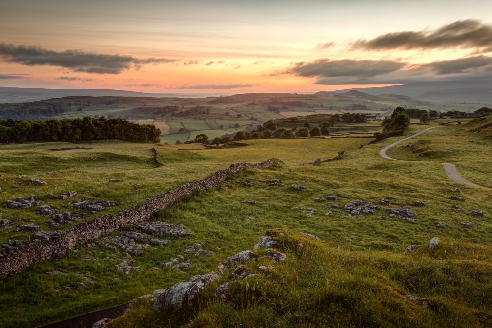 Langcliffe / Winskill Stones