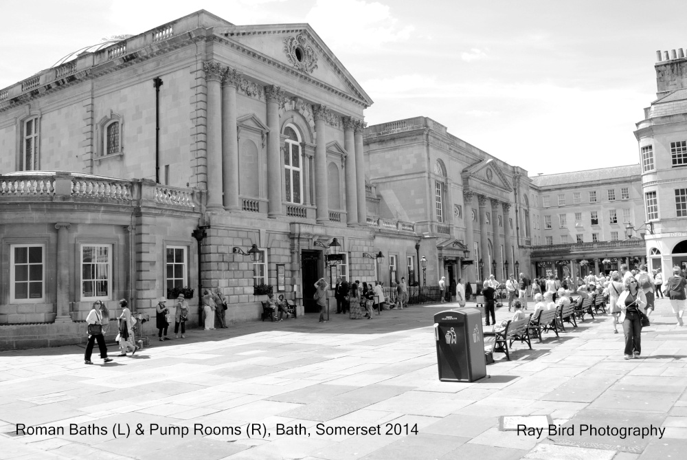 Roman Baths (L) & Pump Rooms (R), Bath, Somerset 2014