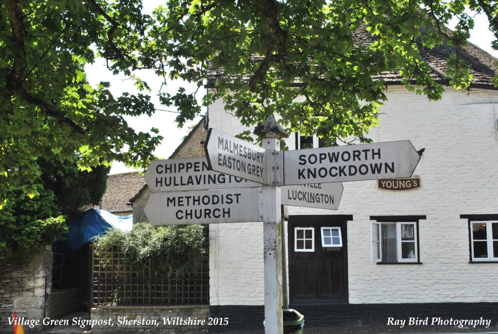 Signpost, Sherston, Wiltshire 2015