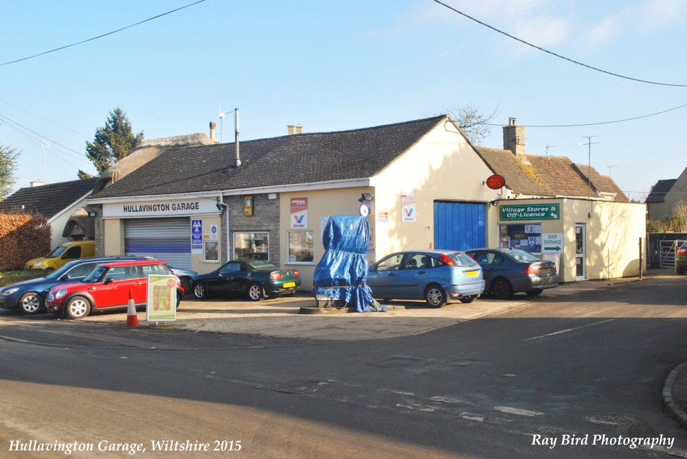Garage & Shop, Hullavington, Wiltshire 2015