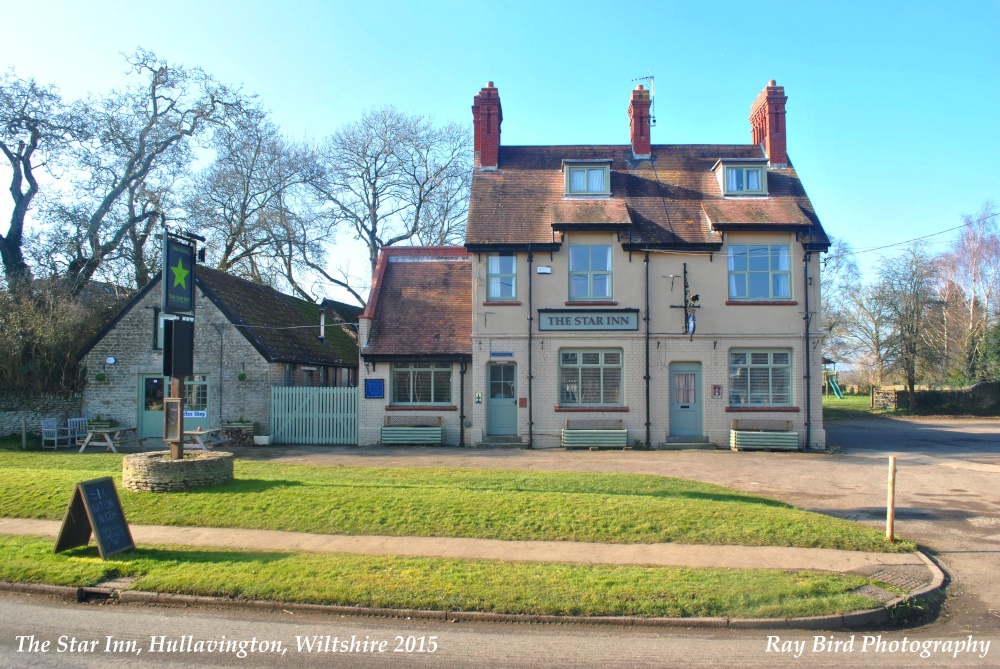 Photograph of The Star Inn, Hullavington, Wiltshire 2015