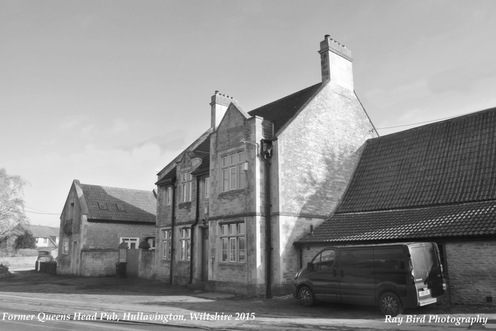 Former Queens Head Pub, Hullavington, Wiltshire 2015