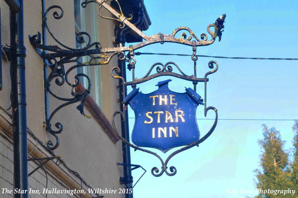 The Star Inn Sign, Hullavington, Wiltshire 2015