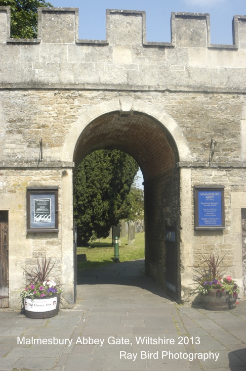 Malmesbury Abbey Gate, Wiltshire 2013