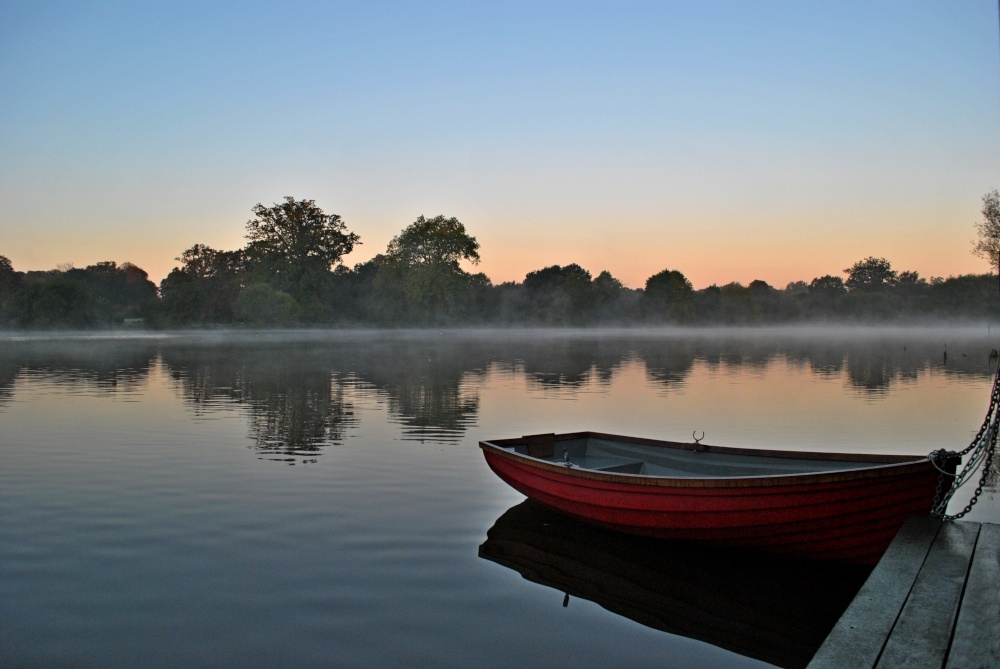 Hatfield forest rowing boat photo by Denis Sharp