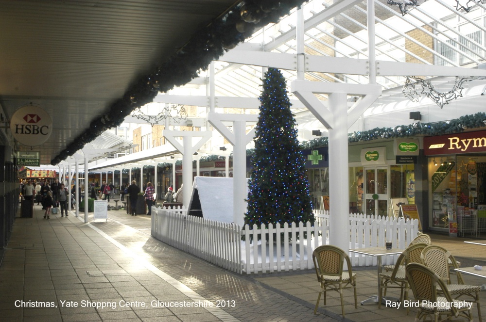 Photograph of Christmas Tree, Yate Shopping Centre, Gloucestershire 2013