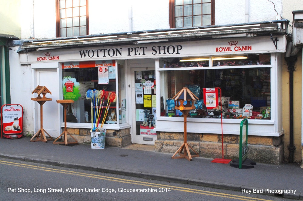 Photograph of Pet Shop, Long Street, Wotton Under Edge, Gloucestershire 2014