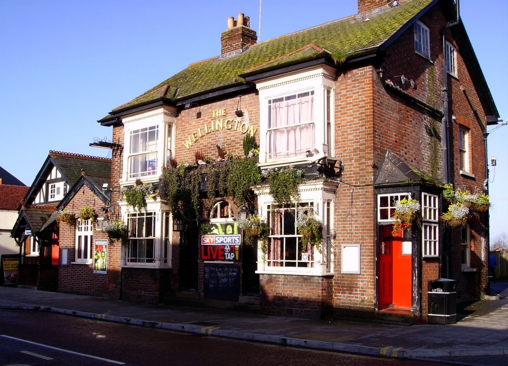 Waterlooville, Wellington pub