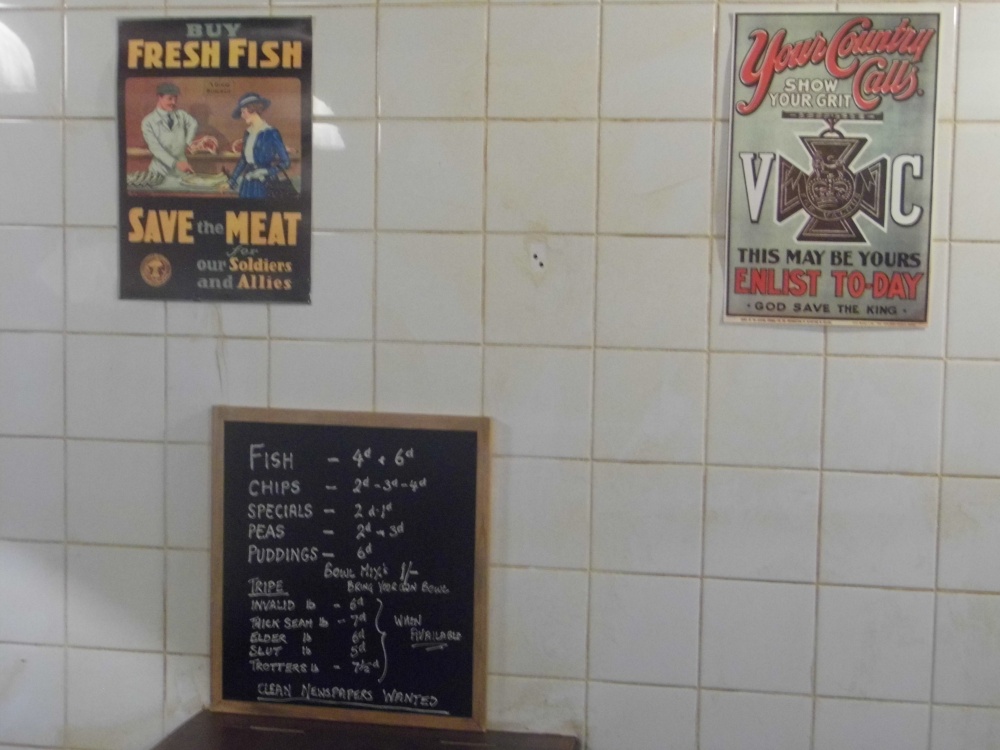 PICTURES photo by David Dale