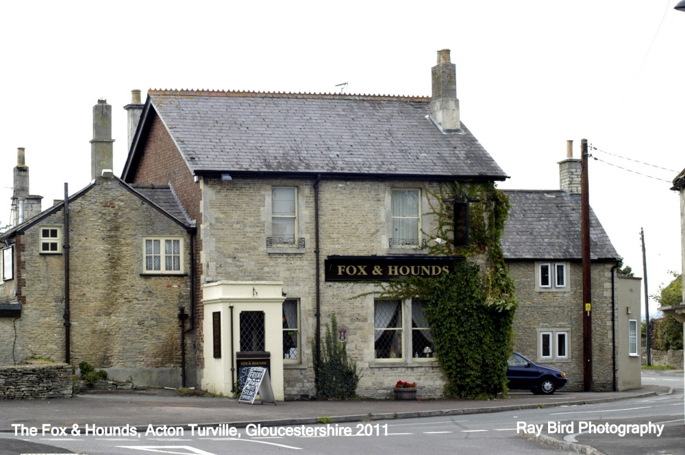 Fox & Hounds Pub, Acton Turville, Gloucestershire 2011