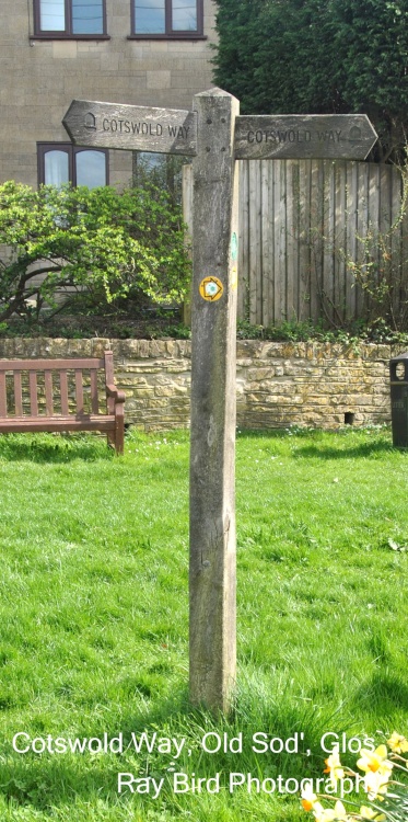 Cotswold Way Signpost, Old Sodbury, Gloucestershire 2017