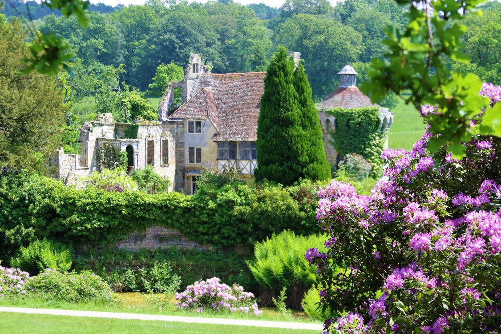Scotney Castle