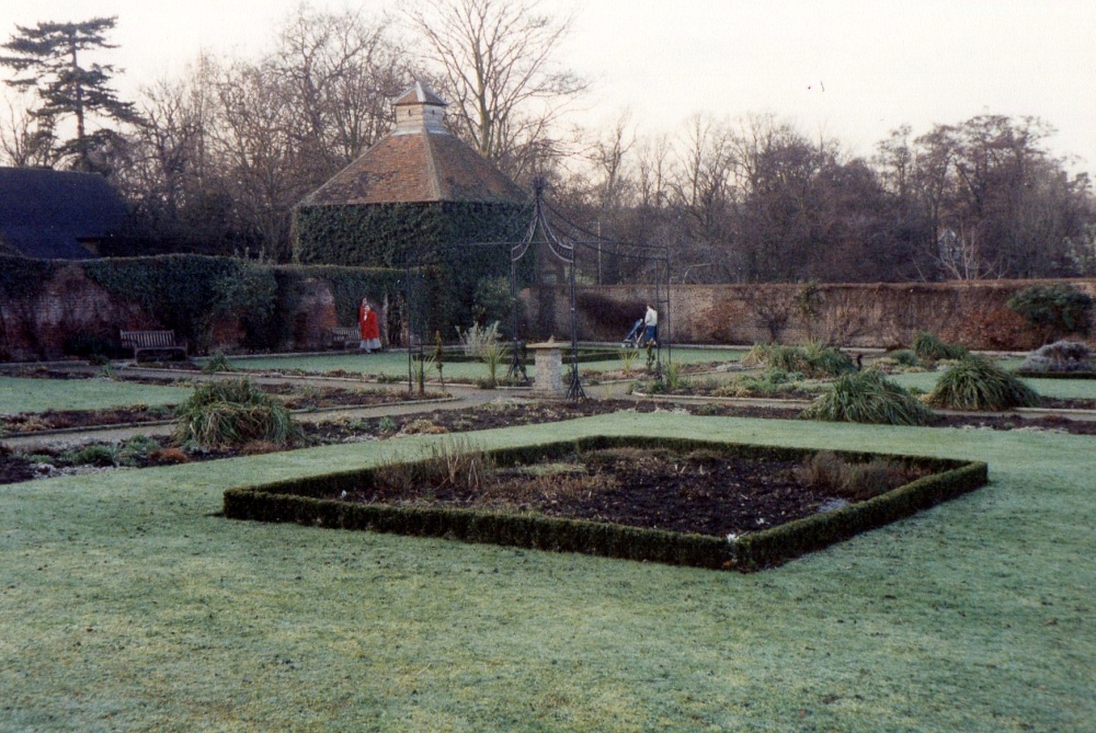 Eastcote house gardens 1988