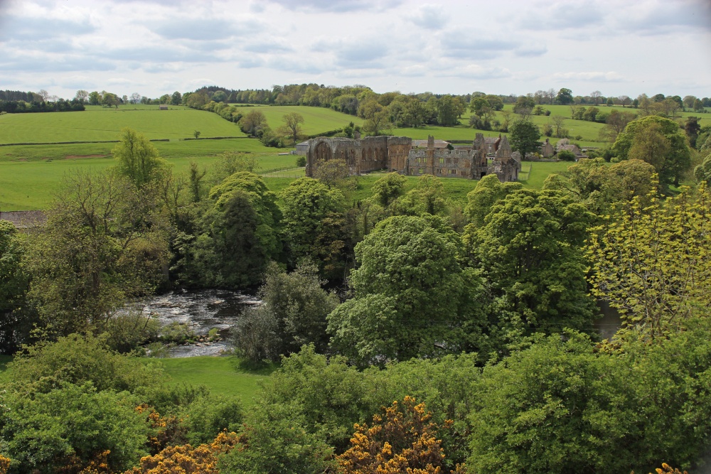 Egglestone Abbey photo by Karen Lee